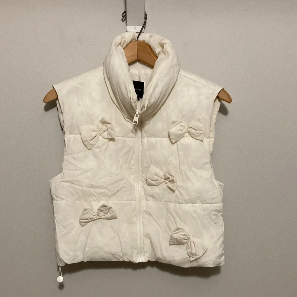 Love Tree Cream Puffer Vest with Bows, Size Small - Picture 3 of 10